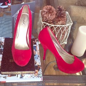 Lady in Red Qupid Shoes